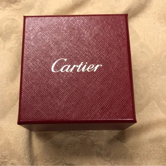 Cartier Love ring 18k yellow gold😍 - Picture 5 of 7